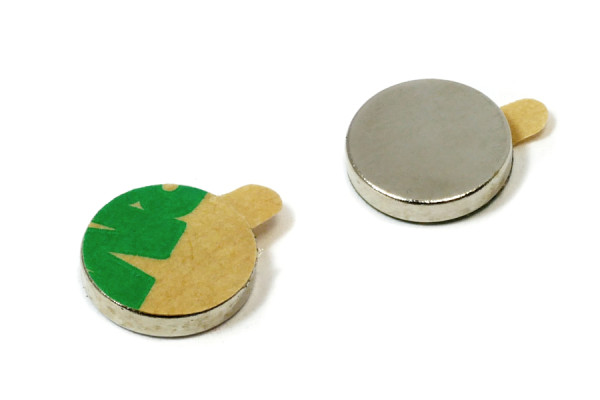Kotoučové magnety, 10,0 x 2 mm, samolepicí