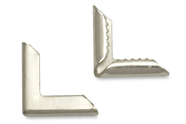 Knižní rožky z bukového dřeva, poniklované, délka hrany 13 mm, rám 1,5 mm