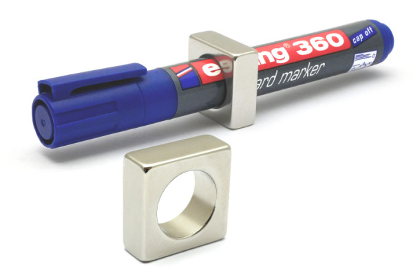 Magnetický držák na pero, 25 x 25 x 10 mm, otvor Ø 17 mm, poniklovaný